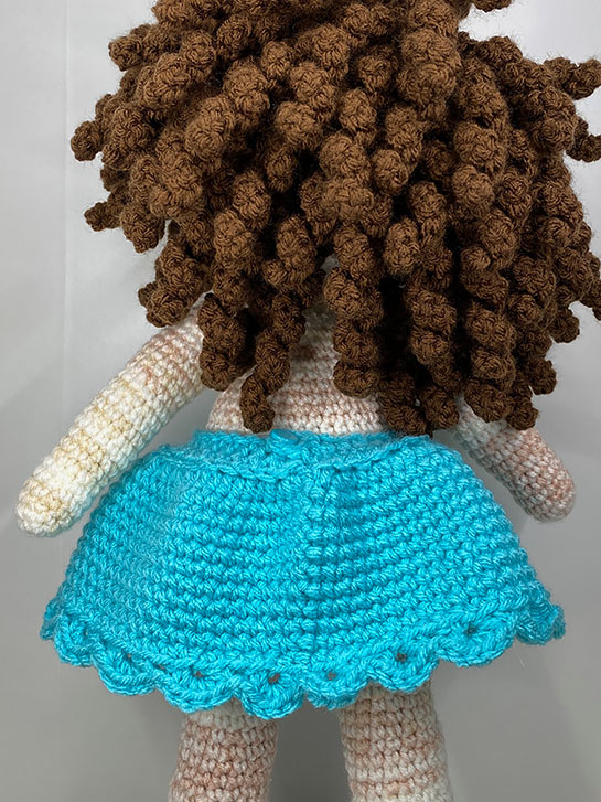 /2024/03/crochet-you-skirt/images/01skirtback.jpg